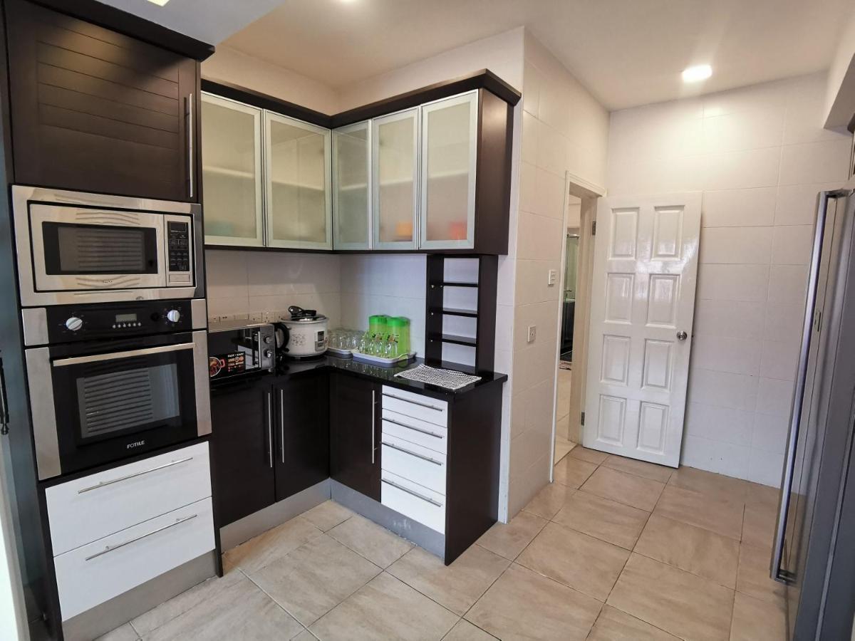 อพาร์ตเมนต์ 3 ห้องนอน 2 ห้องน้ำส่วนตัว ขนาด 362 ตร.ม. – ย่านศูนย์กลางธุรกิจ Apartment โกตาคินาบาลู ภายนอก รูปภาพ