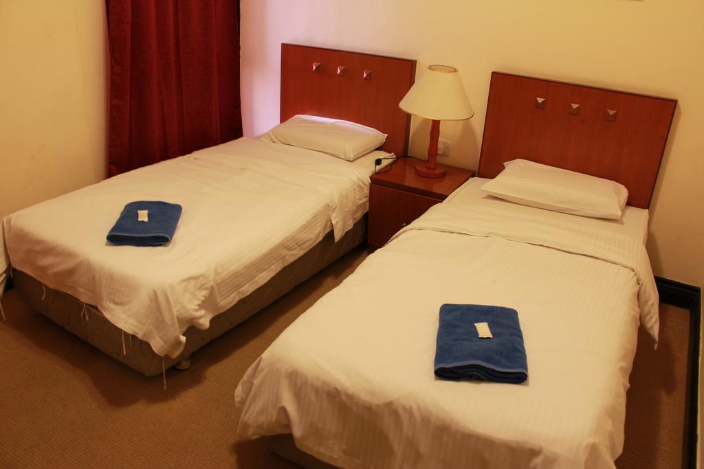 อพาร์ตเมนต์ 3 ห้องนอน 2 ห้องน้ำส่วนตัว ขนาด 362 ตร.ม. – ย่านศูนย์กลางธุรกิจ Apartment โกตาคินาบาลู ภายนอก รูปภาพ